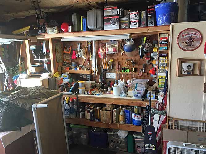 garagemess1-200327.jpg